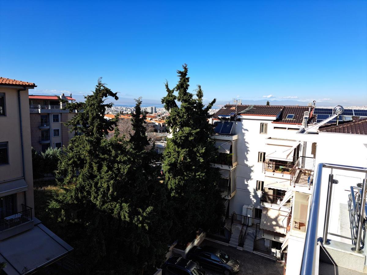 Όμορφο Διαμέρισμα- Σοφίτα Με Υπέροχη Θεα Салоніки Екстер'єр фото